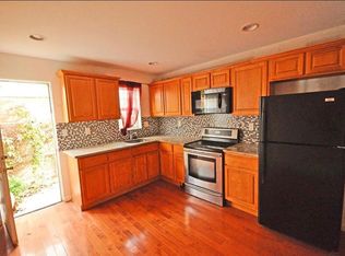 2149 E Harold St, Philadelphia, PA 19125