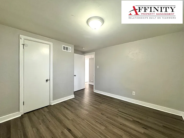 6305 Ravena Rd — Photo 8