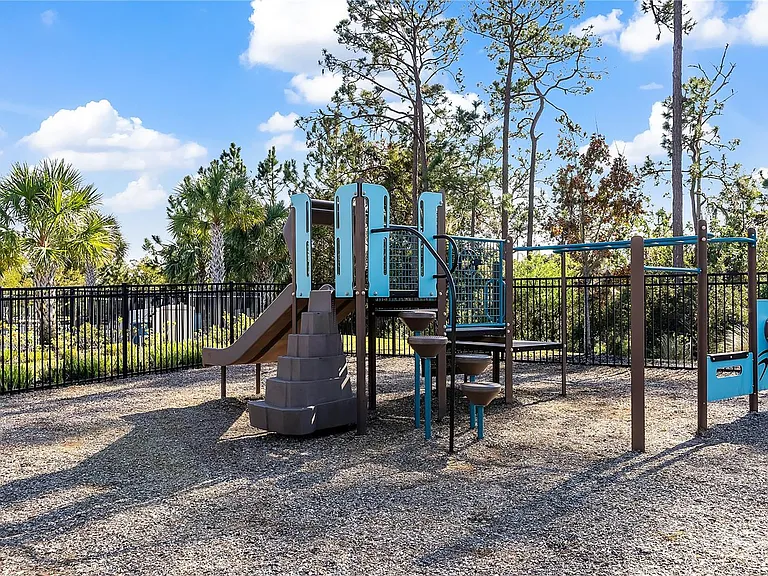 8166 Mosaic Ln — Photo 34