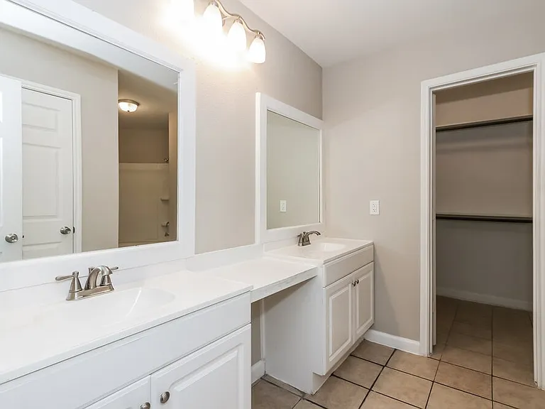 2631 Dawn Star Dr — Photo 10