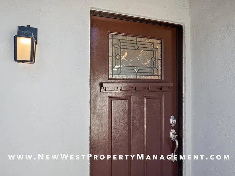 7036 Keighley St — Photo 4