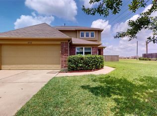 2102 Red Cedar Trl, Rosenberg, TX 77471