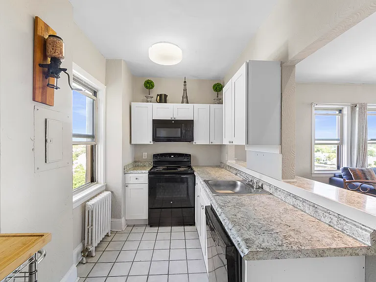 400 Deal Lake Dr #7H — Photo 12