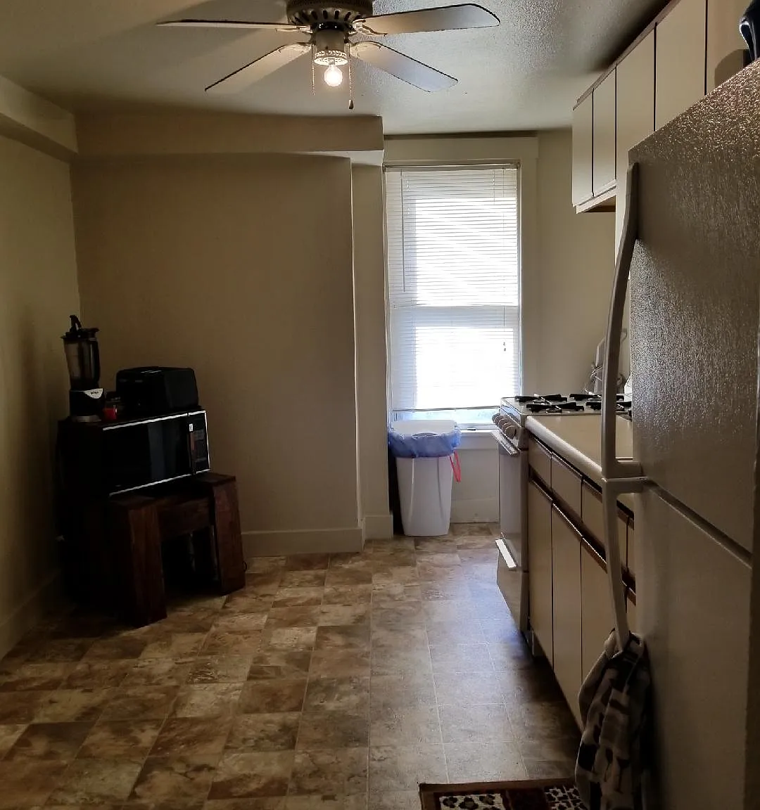 1 bed, 650 sqft, $595 — Photo 2