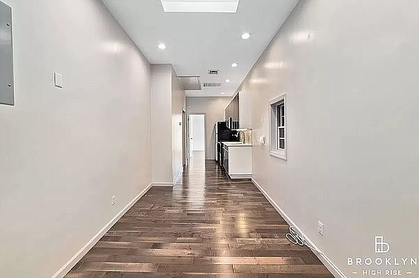 1st image of 545 Marcy Ave APT 3R