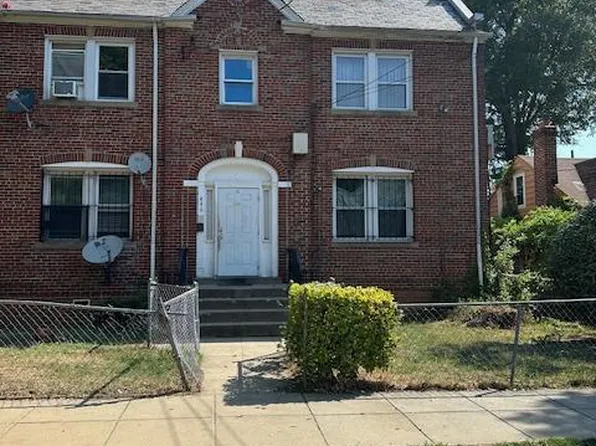 446 Mellon St SE, Washington, DC 20032