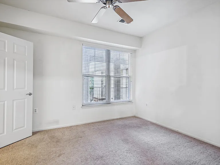 11800 Old Georgetown Rd #1424 — Photo 16