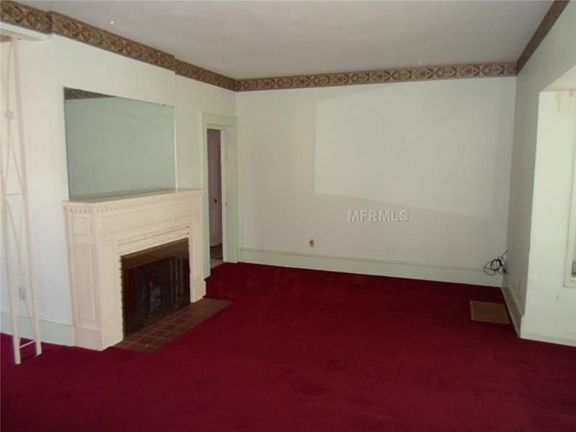 4th image of 602 N Saint Clair Abrams Ave
