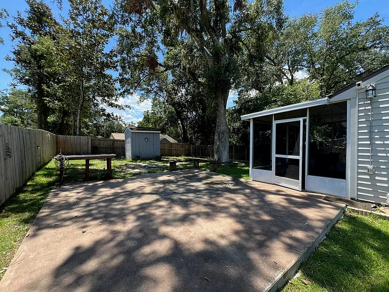 1105 Brafforton Dr — Photo 37