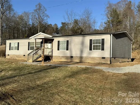 1070 Cottrell Hill Rd, Lenoir, NC 28645