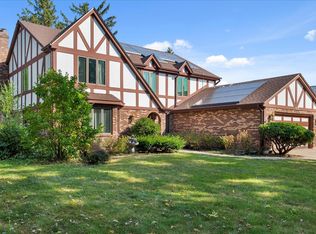 150 Shady Ln, Bartlett, IL 60103