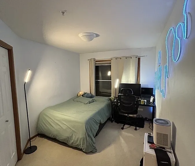 2111 Waverly Pl N #202 — Photo 5