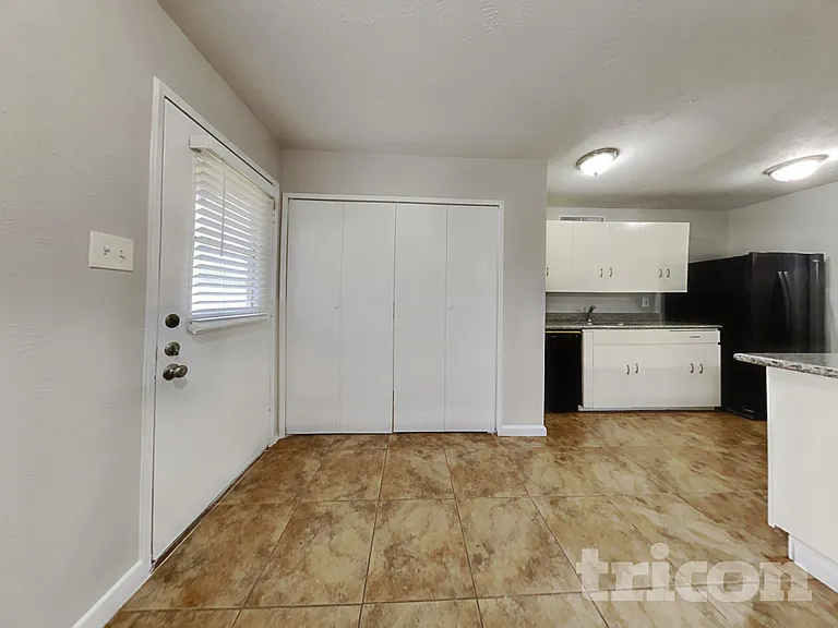 5030 Ridgecreek Dr — Photo 6