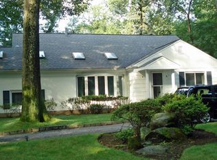 15 Chester Dr, Rye, NY 10580