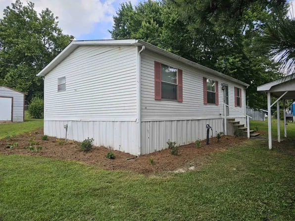 83 Enterprise Dr, Albertville, AL 35951
