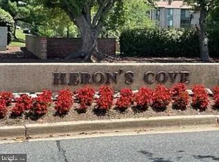 19016 Mills Choice Rd APT 5, Montgomery Village, MD 20886