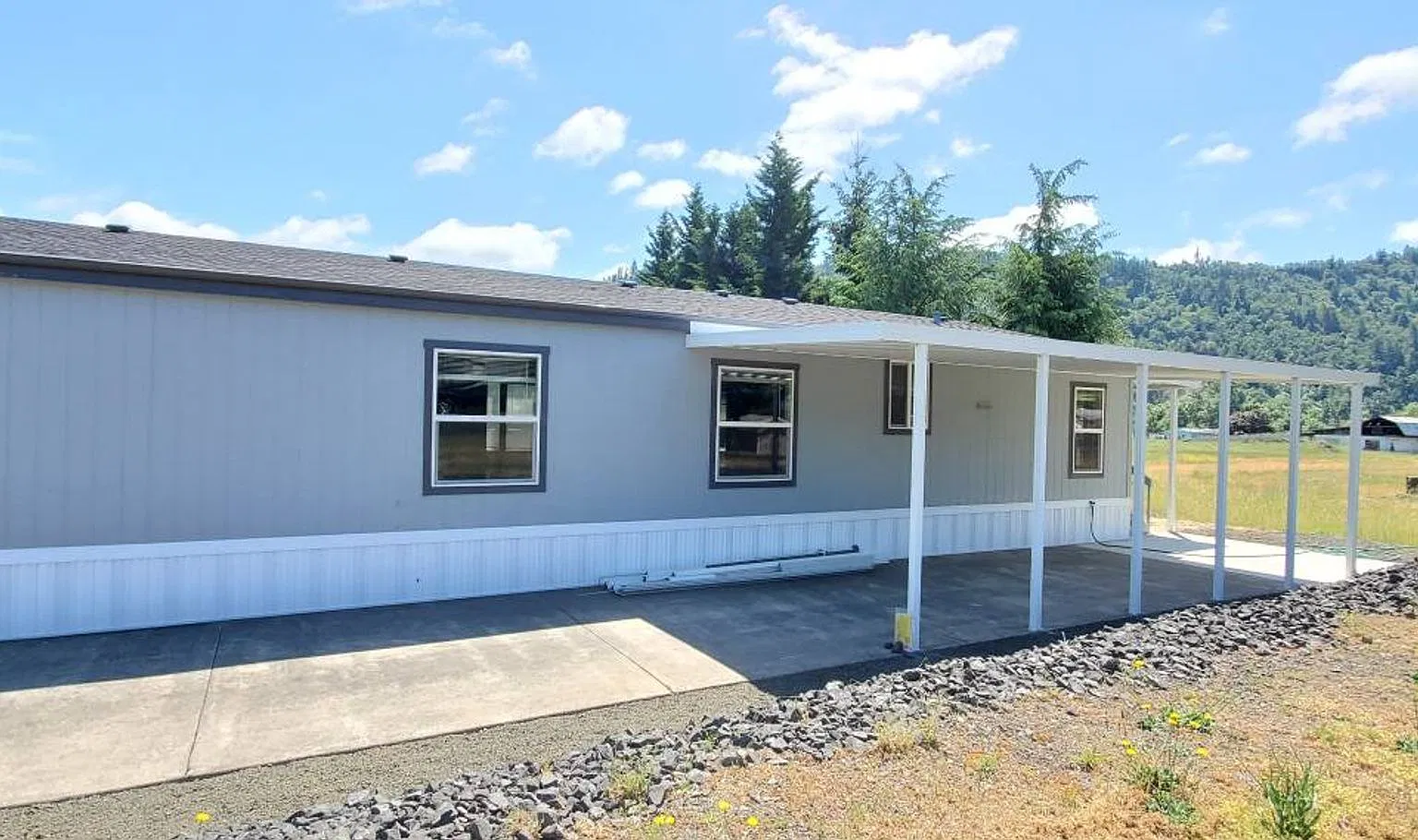 3 Bedroom 2 Bath Home in 55+Community in Winston — Photo 3