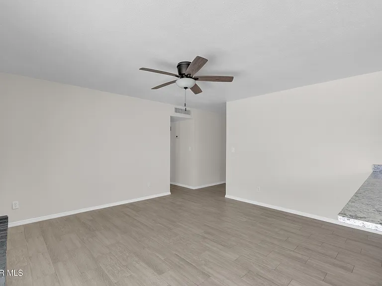 10516 Cuesta Brava Ln — Photo 17