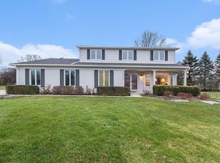 4873 Heatherbrook Dr, Troy, MI 48098