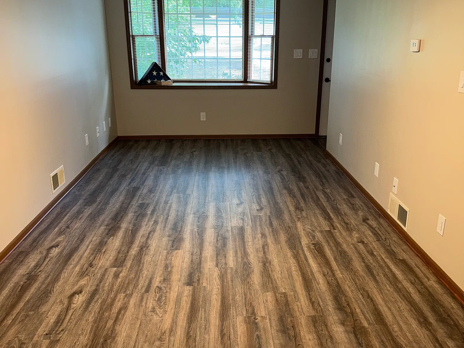2 bed, 1100 sqft, $1,650 — Photo 2