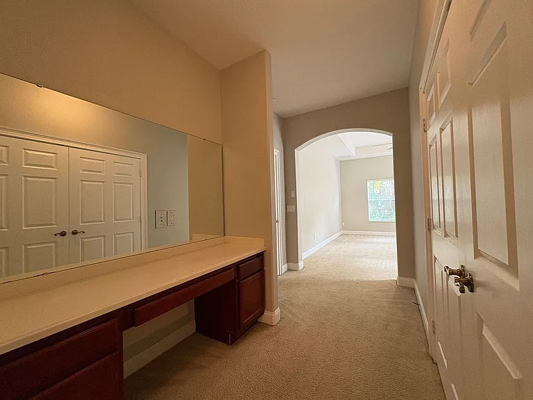 6931 Lucca St — Photo 32