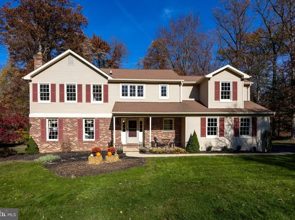 100 Wooded Eagle Ct, Exton, PA 19341