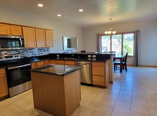 103 Temple Cir, Mount Horeb, WI 53572