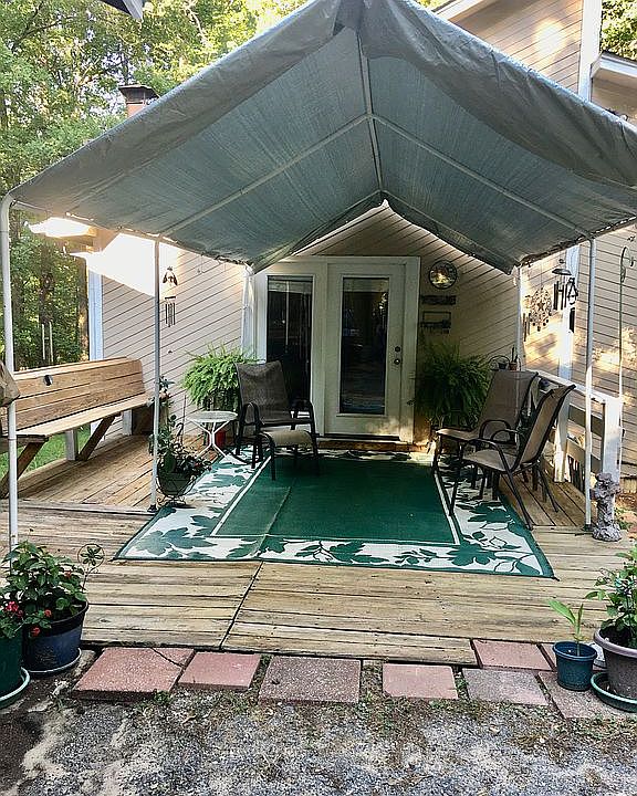 Deck entrance 