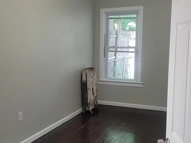 66 9th Ave #2 — Photo 3