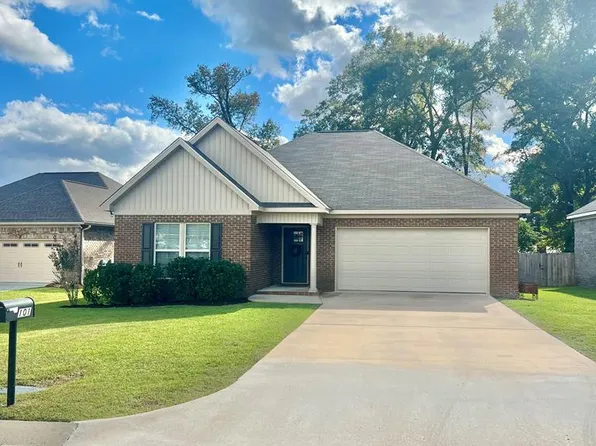 101 Talquin Ct, Dothan, AL 36301