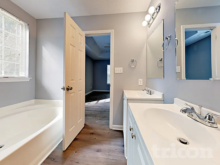 1206 Grass Meadows Ct — Photo 14