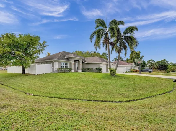 480 SE Jupiter Terrace, Port St Lucie, FL 34983
