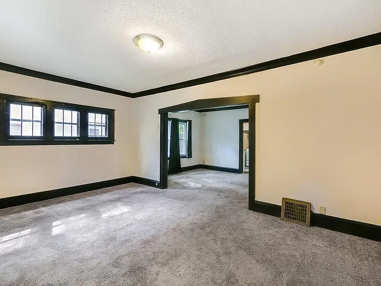 3015 Girard Ave N #1 — Photo 4