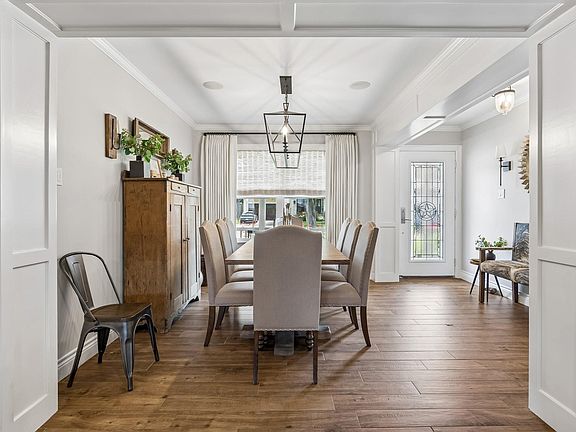 5th image of 4517 Mimosa Dr
