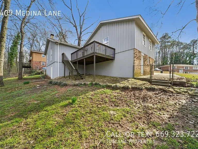 1409 Medina Ln — Photo 17