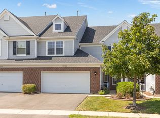 4579 Half Moon Dr UNIT B, Yorkville, IL 60560