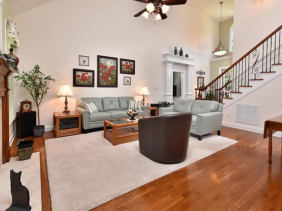 5th image of 6 Northern Way Ct