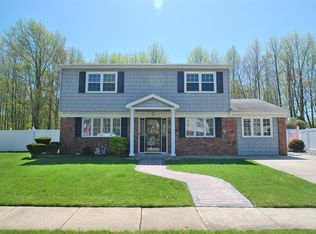 45 Croman Ct, Hazlet, NJ 07730