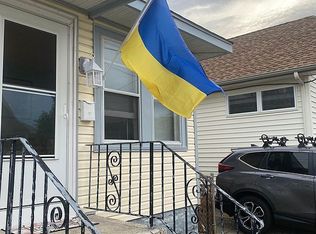 140 W Heather Rd, Wildwood Crest, NJ 08260