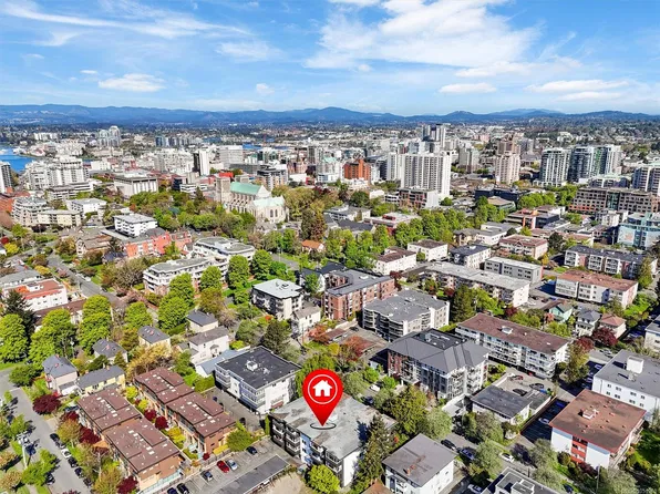 1035 McClure St #204, Victoria, BC V8V 3G1