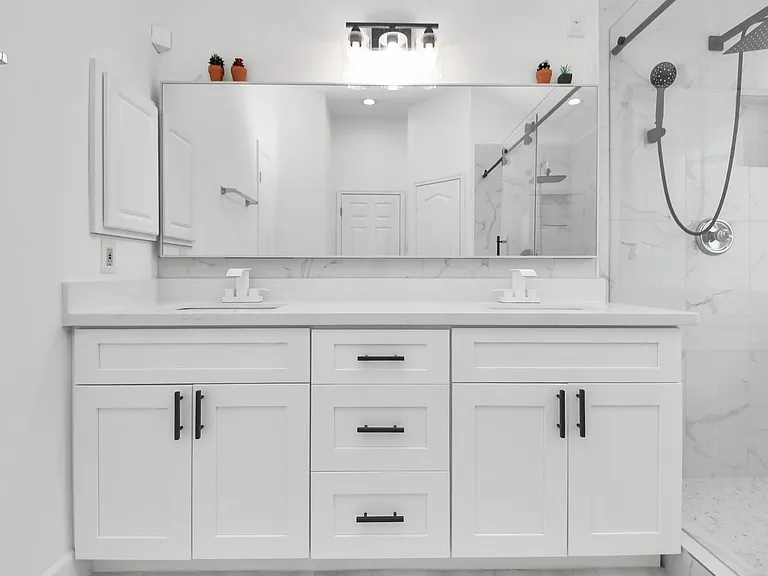 10850 White Oak Point Ct — Photo 46