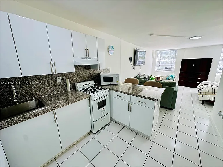 710 Washington Ave #321 — Photo 6