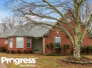 4330 Rainey Woods Cv, Memphis, TN 38125