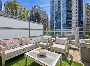 1477 W Pender St #504, Vancouver, BC V6G 2S3