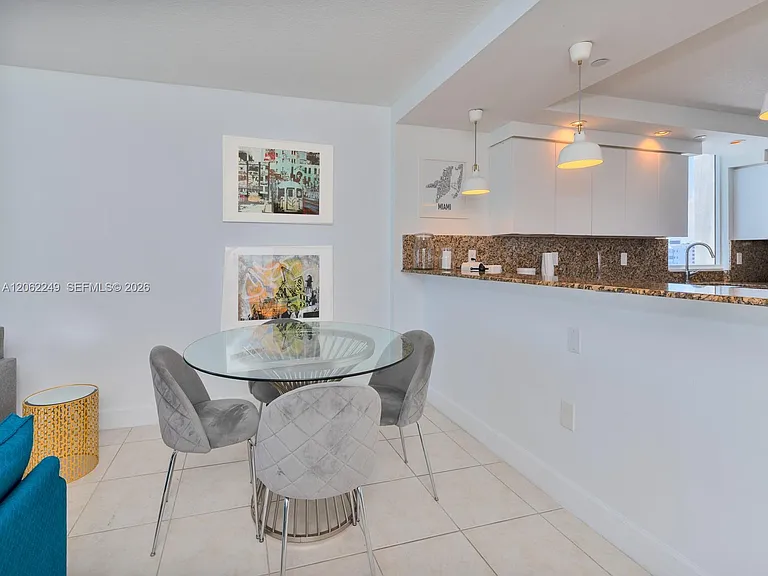 6917 Collins Ave #815 — Photo 9