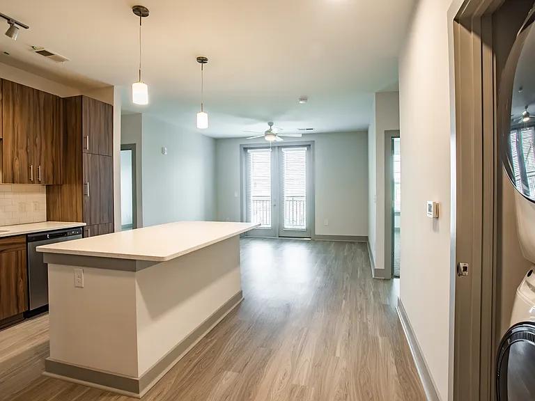 The Hudson — Photo 9