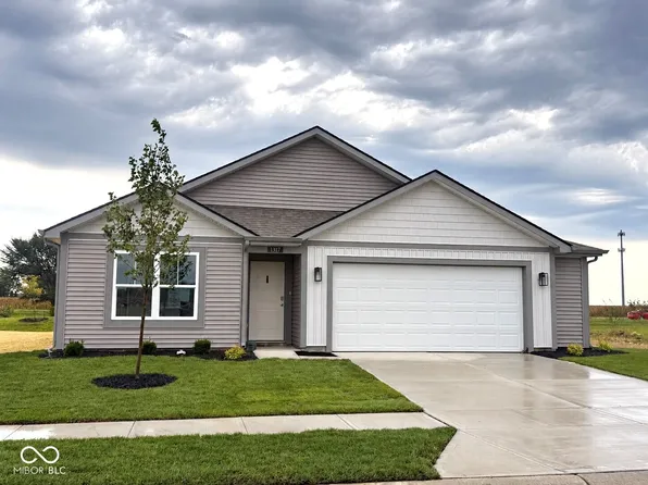 1317 Aster Dr, Shelbyville, IN 46176