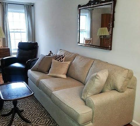 2nd image of 125 Union Ave #125