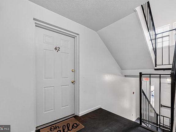 2nd image of 42 Cranberry Ct