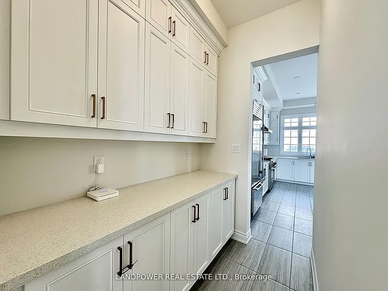 Beaufort Way — Photo 15